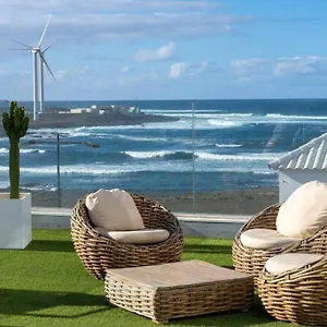 Apartment & Wave Spain